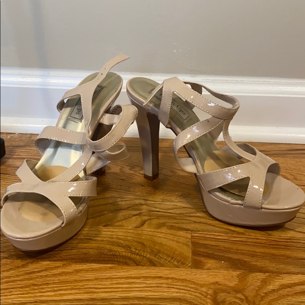 Benjamin Walk Touch Ups 8.5 Nude Platform Heels